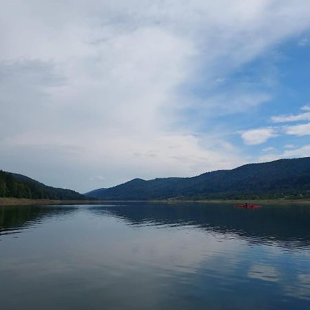 Dom Piotrusiowka Nad Zalewem Klimkowka Villa Luaran gambar